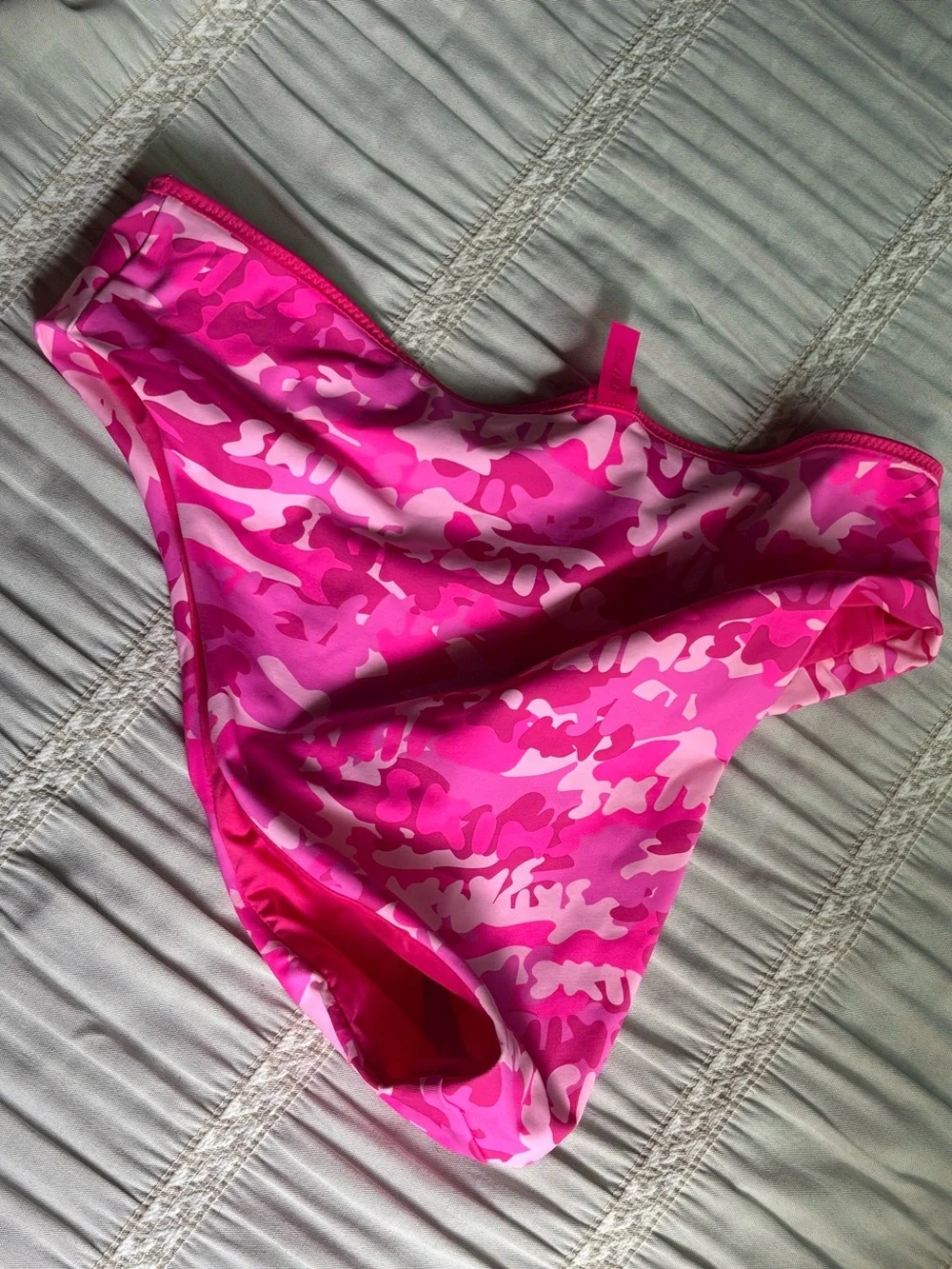 SKIMS Pink Camo Mid Waist Bikini Bottoms Size M / Medium